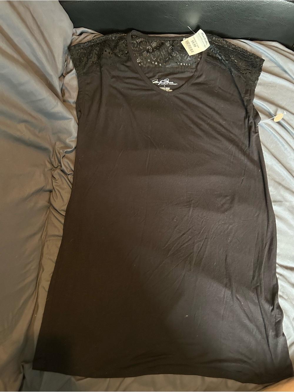 Lacy Black V-neck Top-Marilyn Monroe
